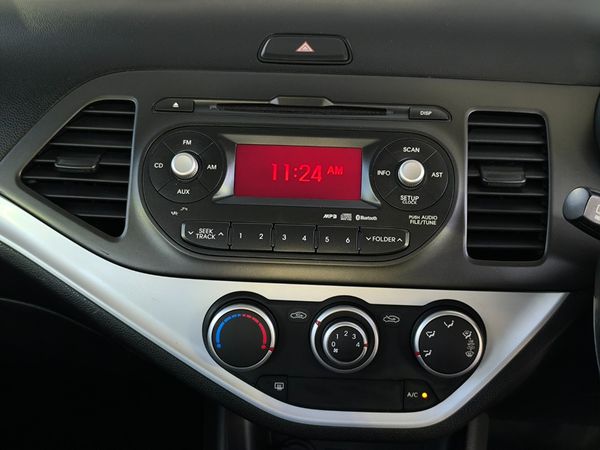 2014-Kia-Picanto-12-EX-Auto image:11