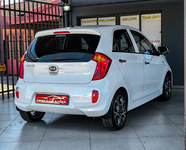 2014-Kia-Picanto-12-EX-Auto image:3