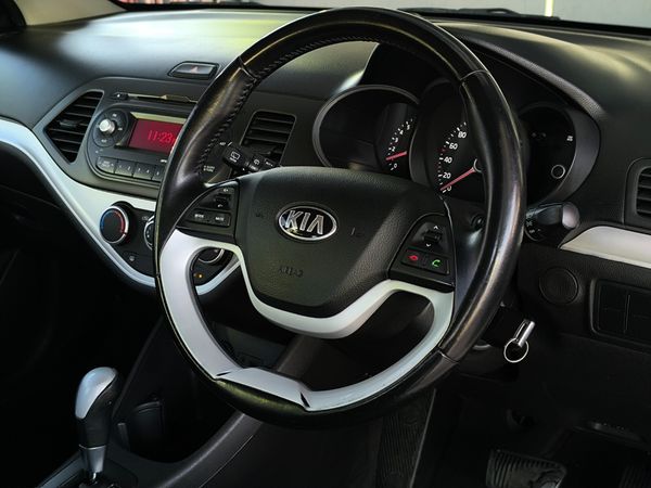 2014-Kia-Picanto-12-EX-Auto image:7