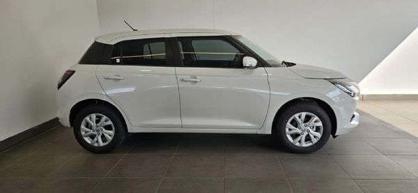2026-Suzuki-Swift-12-GL-Auto image:1