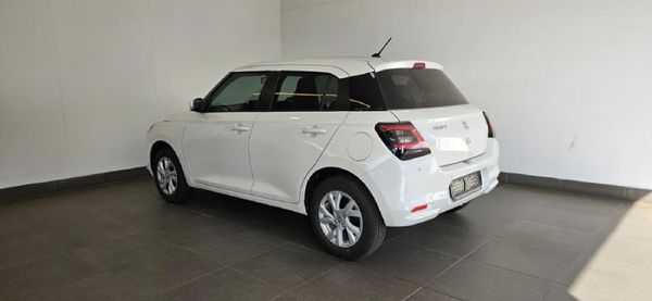 2026-Suzuki-Swift-12-GL-Auto image:5