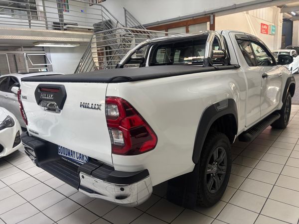 2023-Toyota-Hilux-24-GD-6-Raised-Body-Raider-Auto-Extended-Cab image:4