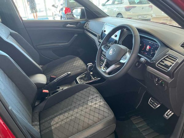 2026-Volkswagen-T-Cross-10-TSI-R-Line-Auto image:16