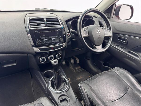 2015-Mitsubishi-ASX-20-GL image:7