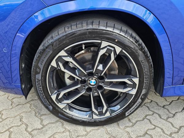 2025-BMW-X1-sDrive18i-M-Sport image:4