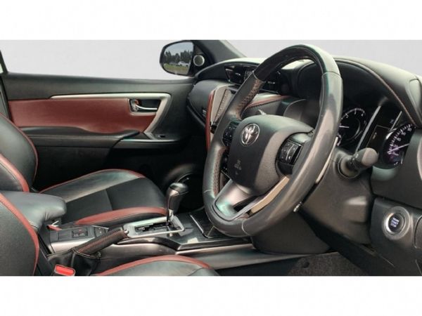 2024-Toyota-Fortuner-28-GD-6-4x4-Auto image:21