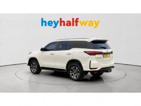 2024-Toyota-Fortuner-28-GD-6-4x4-Auto image:6