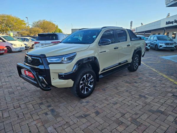 2026-Toyota-Hilux-28-GD-6-RB-Legend-55-Auto-Double-Cab image:1