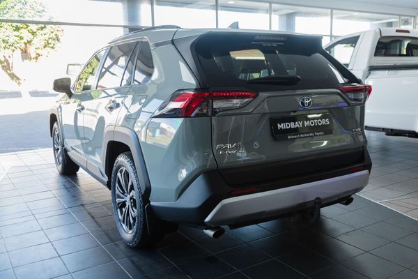 2024-Toyota-RAV4-25-GX-R-Hyrbid-CVT-E-Four image:4