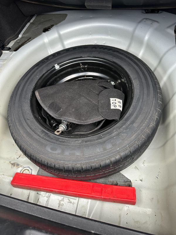 2013-Hyundai-Accent-16-GLS-Fluid image:5