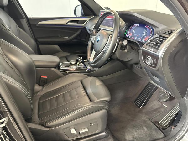 2022-BMW-X3-xDrive30d image:9