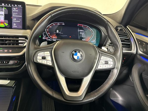 2022-BMW-X3-xDrive30d image:12