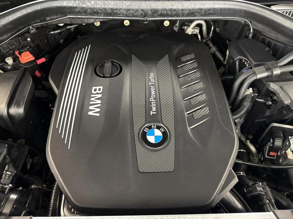 2022-BMW-X3-xDrive30d image:13