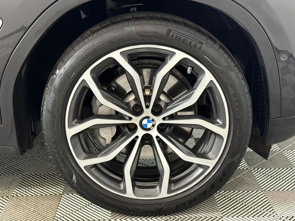 2022-BMW-X3-xDrive30d image:4