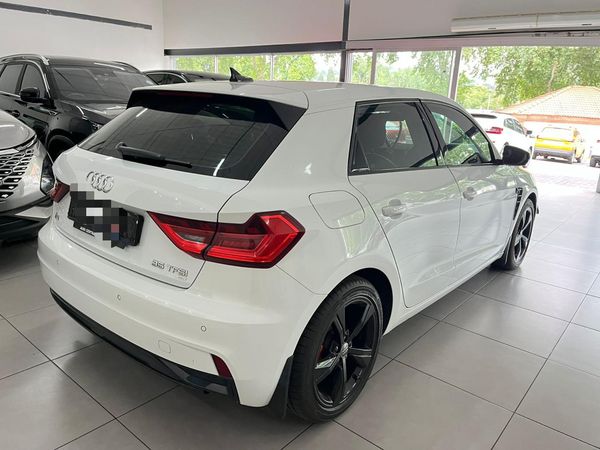 2020-Audi-A1-Sportback-15-TFSI-Auto-35-TFSI image:9