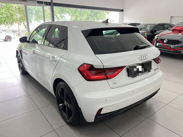 2020-Audi-A1-Sportback-15-TFSI-Auto-35-TFSI image:10