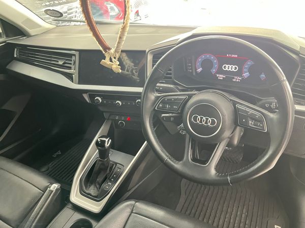 2020-Audi-A1-Sportback-15-TFSI-Auto-35-TFSI image:4