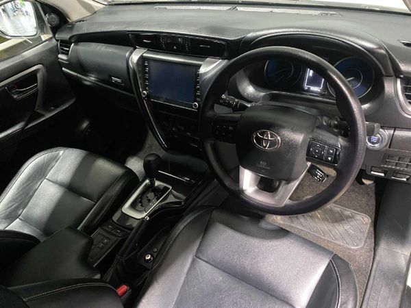 2025-Toyota-Fortuner-24-GD-6-4x4-Auto image:10