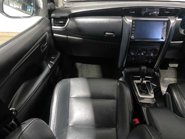 2025-Toyota-Fortuner-24-GD-6-4x4-Auto image:14