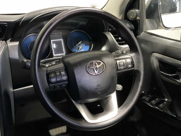 2025-Toyota-Fortuner-24-GD-6-4x4-Auto image:15