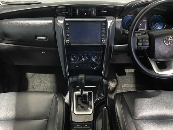 2025-Toyota-Fortuner-24-GD-6-4x4-Auto image:17
