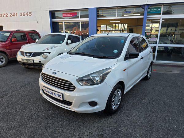 2017-Ford-Figo-15-Ambiente-5-dr image:6