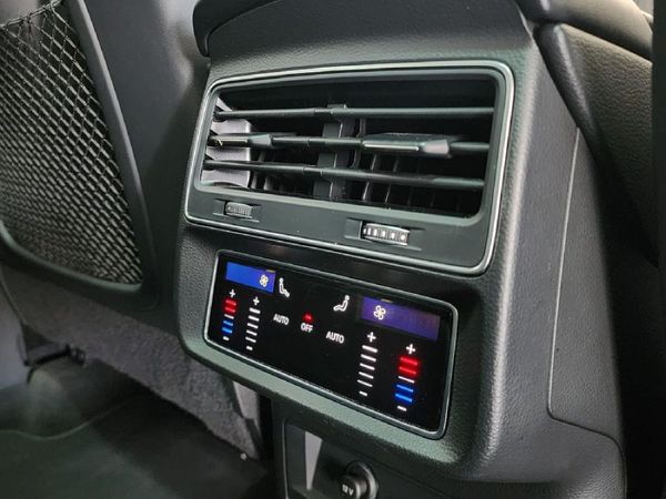 2023-Audi-Q7-30-TDI-quattro-Auto-S-Line-45-TDI image:25