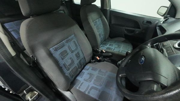 2007-Ford-Fiesta-14i-5-dr image:11