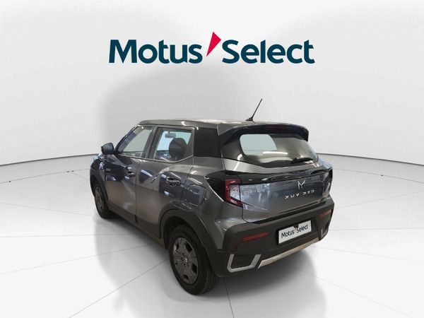 2026-Mahindra-XUV-3XO-12T-MX2 image:4