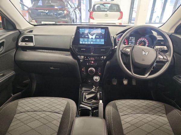 2026-Mahindra-XUV-3XO-12T-MX2 image:8