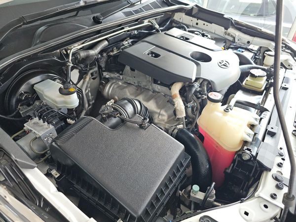 2017-Toyota-Fortuner-24-GD-6-4x4-Auto image:17