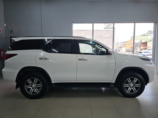 2017-Toyota-Fortuner-24-GD-6-4x4-Auto image:1