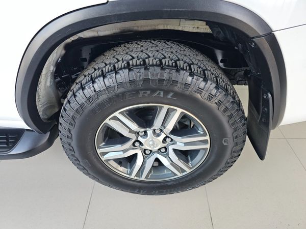 2017-Toyota-Fortuner-24-GD-6-4x4-Auto image:19