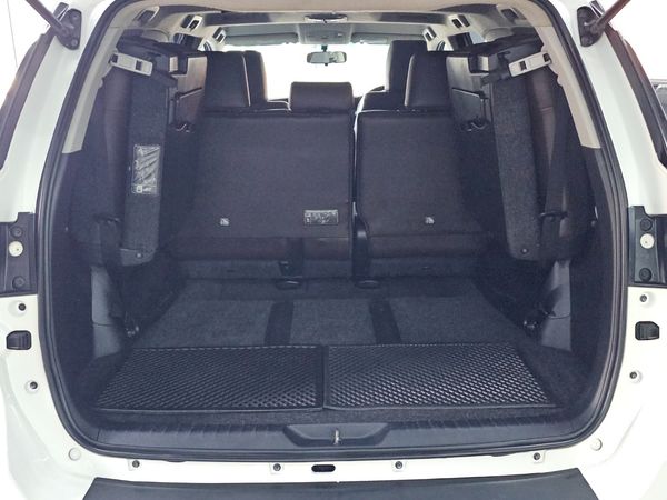2017-Toyota-Fortuner-24-GD-6-4x4-Auto image:4