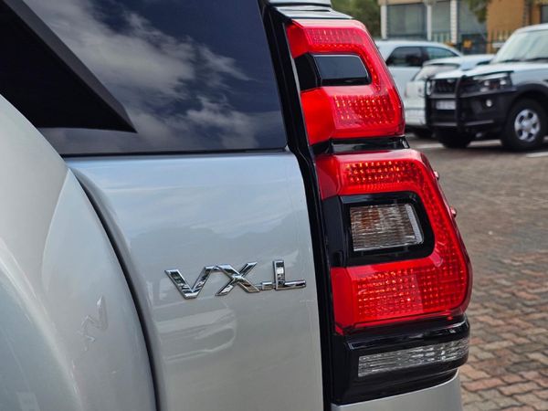 2024-Toyota-Land-Cruiser-Prado-28-GD-VX-L-Auto image:9