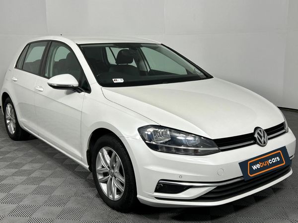 2017-Volkswagen-Golf-VII-14-TSI-Comfortline-Auto image:16