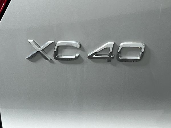 2018-Volvo-XC40-D4-R-Design-AWD image:10