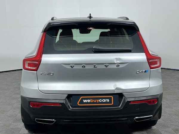 2018-Volvo-XC40-D4-R-Design-AWD image:17