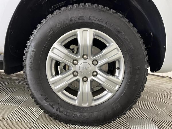 2022-Ford-Ranger-22-TDCi-XLS-4x4-Auto-Double-Cab image:5