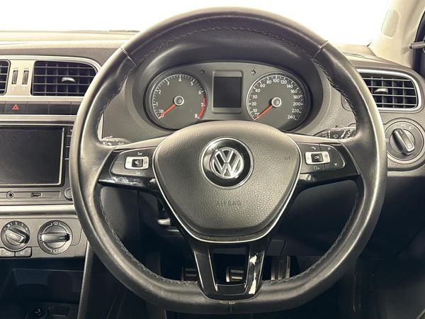 2019-Volkswagen-Polo-Vivo-16-Maxx-5-dr image:11