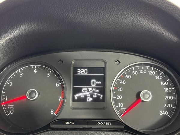 2019-Volkswagen-Polo-Vivo-16-Maxx-5-dr image:2