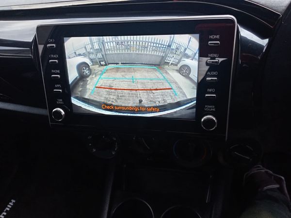 2023-Toyota-Hilux-28-GD-6-Raised-Body-Legend-Auto-Extended-Cab image:12