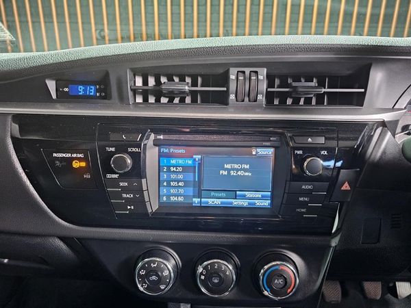 2015-Toyota-Corolla-14-D-Prestige image:13