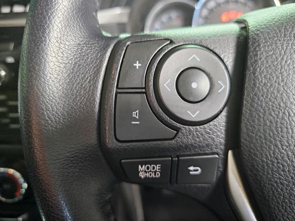 2015-Toyota-Corolla-14-D-Prestige image:15