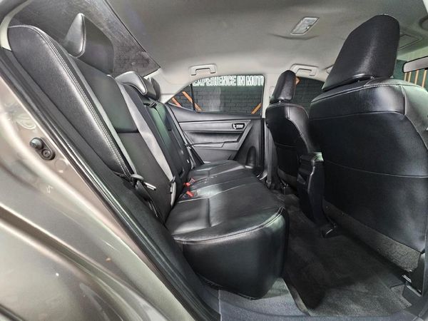 2015-Toyota-Corolla-14-D-Prestige image:21