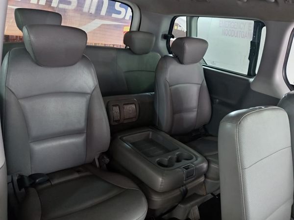 2021-Hyundai-H-1-25-CRDi-Elite-Auto-12-seat image:11