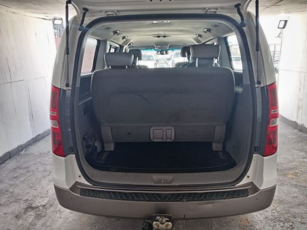 2021-Hyundai-H-1-25-CRDi-Elite-Auto-12-seat image:6