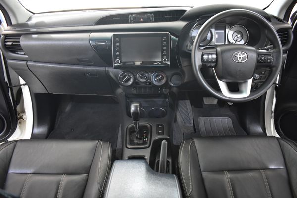 2022-Toyota-Hilux-24-GD-6-Raised-Body-Raider-Auto-Double-Cab image:12