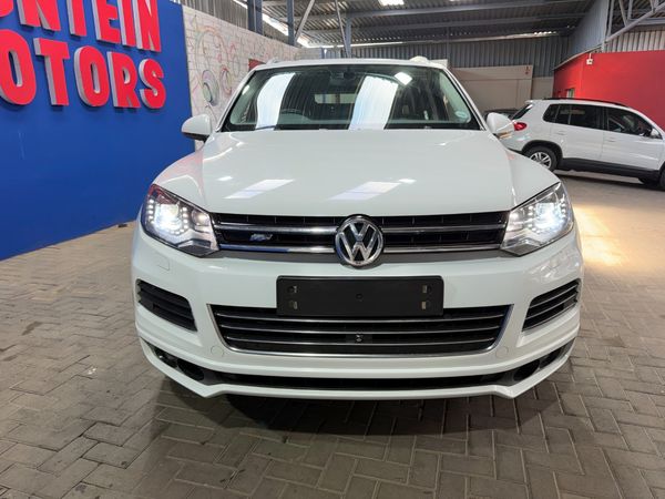 2014-Volkswagen-Touareg-30-V6-TDI-Auto-Bluemotion-180kW image:1