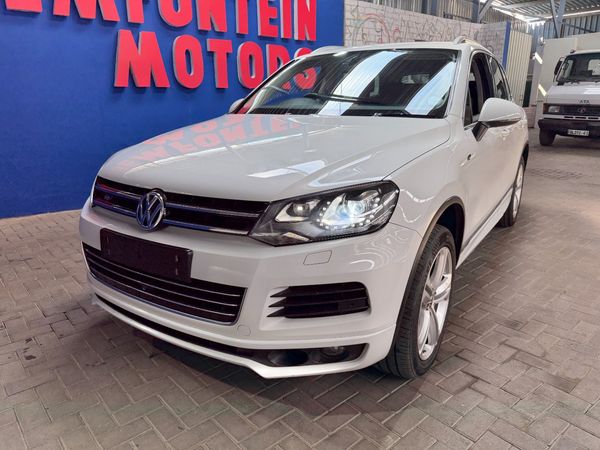 2014-Volkswagen-Touareg-30-V6-TDI-Auto-Bluemotion-180kW image:3